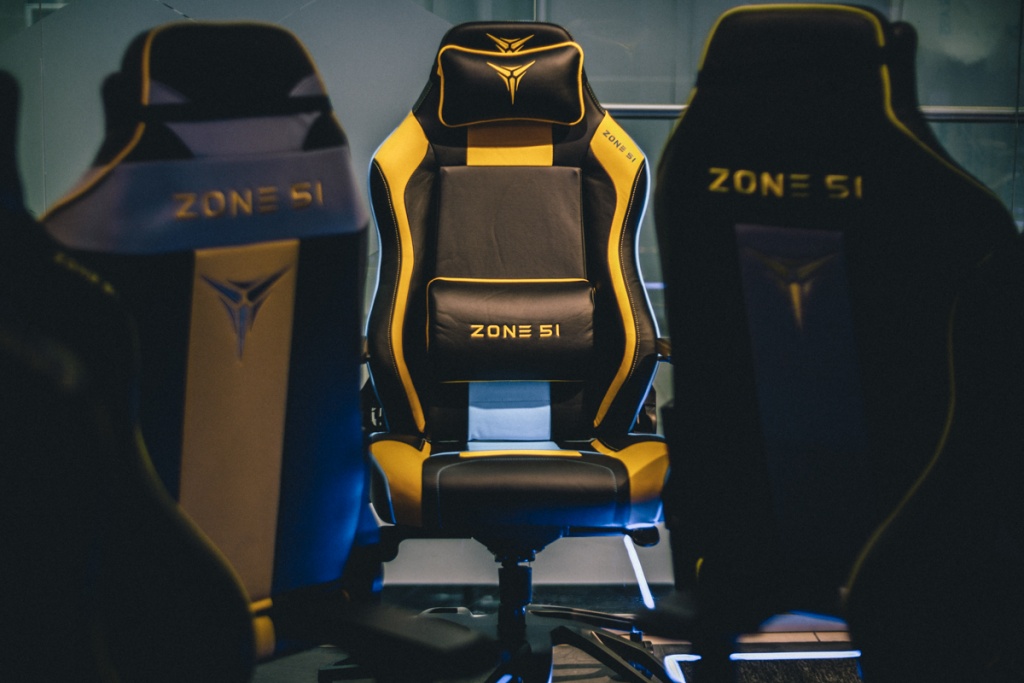 Z51 шоурум low (3).jpg